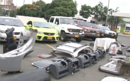 Desmantelado un desguezadero de vehículos de alta gama