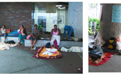 Damnificados del incendio del sector ‘La Playita’ acampan en las afueras de la Secretaria de Vivienda