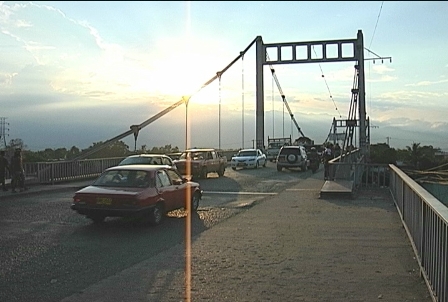 El puente de Juanchito será nuevamente sometido a cierres parciales por arreglos.