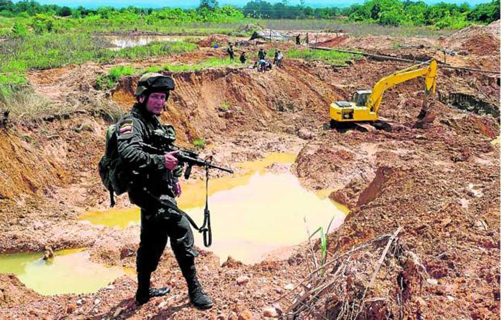 Ejército nacional hace control a la minería ilegal  en Cauca y Putumayo