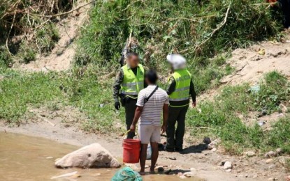 Policía y Armada Nacional patrullaran sobre el rio Cauca para combatir tráfico de armas y drogas