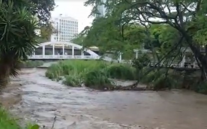 Gracias a las lluvias el Río Cali a incrementado considerablemente su caudal