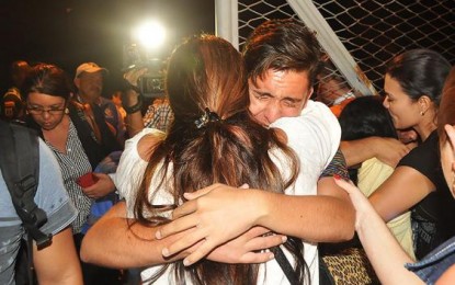 12 colombianos sobrevivientes a terremoto en Ecuador llegaron a Cali