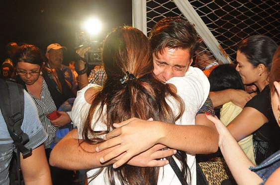 12 colombianos sobrevivientes a terremoto en Ecuador llegaron a Cali