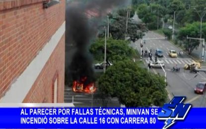 Incendio de minivan en la calle 16 con carrera 80 causó pánico entre pasajeros
