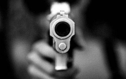 Joven de 18 años fue baleado cuando mediaba en una pelea en el barrio San Benito