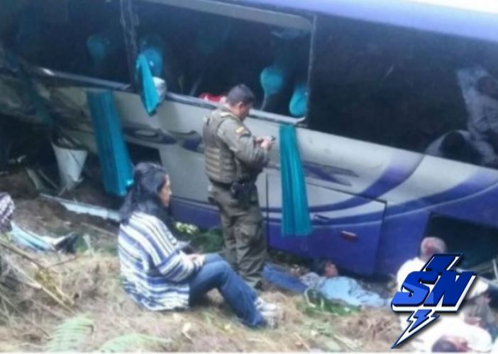 4 personas fallecidas en accidente registrado en vía Bogotá-Cali
