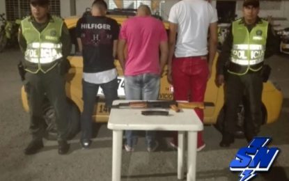 Tres personas Capturadas y un fusil AK-47 incautado en San Fernando