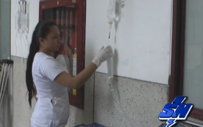 Médicos prestarían servicio gratuito en el HUV