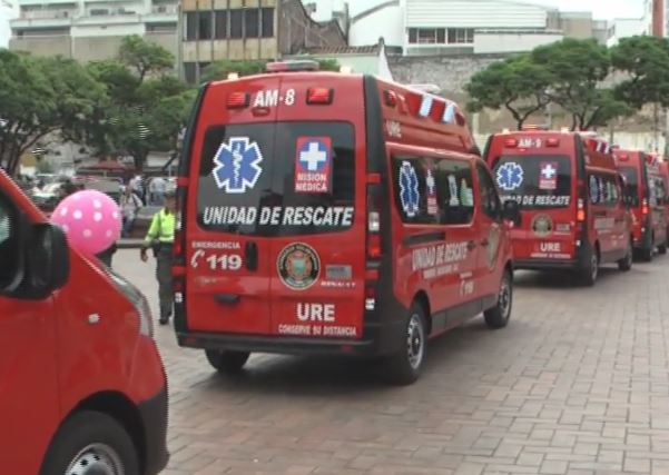 Bomberos de Cali denuncian inmovilización de sus ambulancias