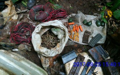 Hallan tres caletas con armas y explosivos en Nariño, pertenecientes a las FARC