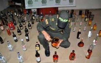 700 botellas de licor adulterado incautadas en el Valle del Cauca