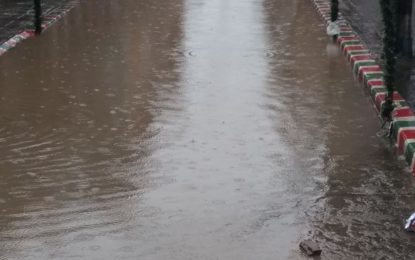 Fin de año pasado por lluvias en Cali, deja varios sectores inundados