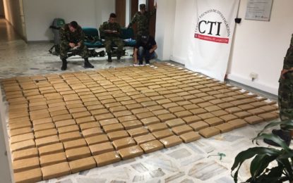 La Fiscalía incautó más de 300 kilos de cocaína dentro de una vivienda en Buenaventura