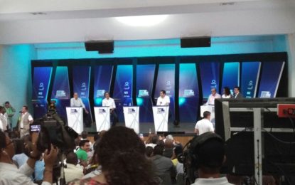 Candidatos presidenciales, al paredón en el gran debate del Pacífico en Buenaventura