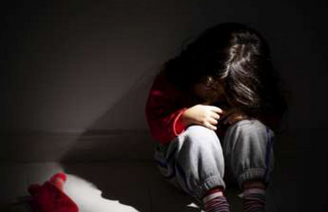 Madre presuntamente, manipuló sexualmente a su hija de 6 años en Cali