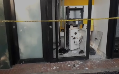 Hurtan cajero automático con explosivos en Cali