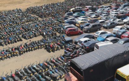 Secretaria de Movilidad chatarrizará quince mil vehículos de los patios