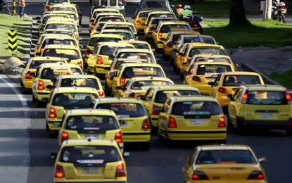 Buscan que Taxis presten servicio colectivo a ciudadanos caleños