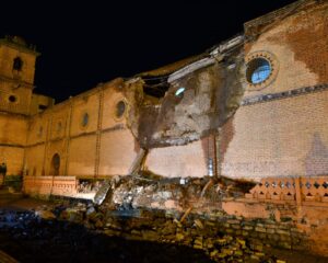 Se desplomó parte de la fachada de la iglesia San Francisco de Cali