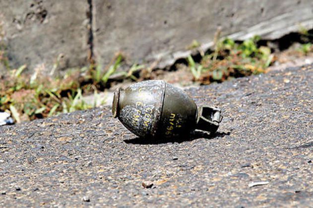 Cuatro granadas fueron lanzadas a la estación de policía de Potrerito en Jamundí
