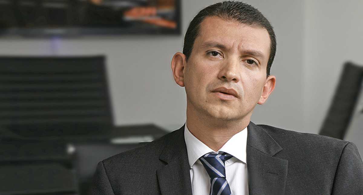 Por presuntos actos de corrupción en EMCALI se le imputó cargos a Emilio Tapia