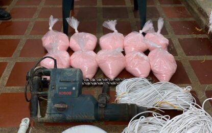 Tres personas capturadas por minería ilegal