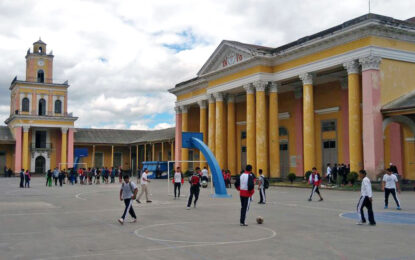 Autoridades buscan restablecer el orden de los sectores educativos