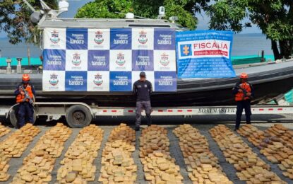 Tres toneladas de marihuana incautadas en aguas del pacifico