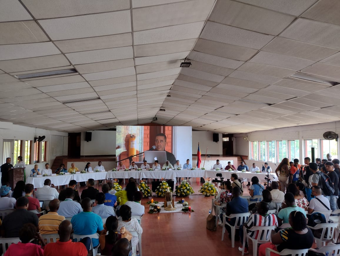 Oficialmente iniciaron diálogos de paz en Buenaventura