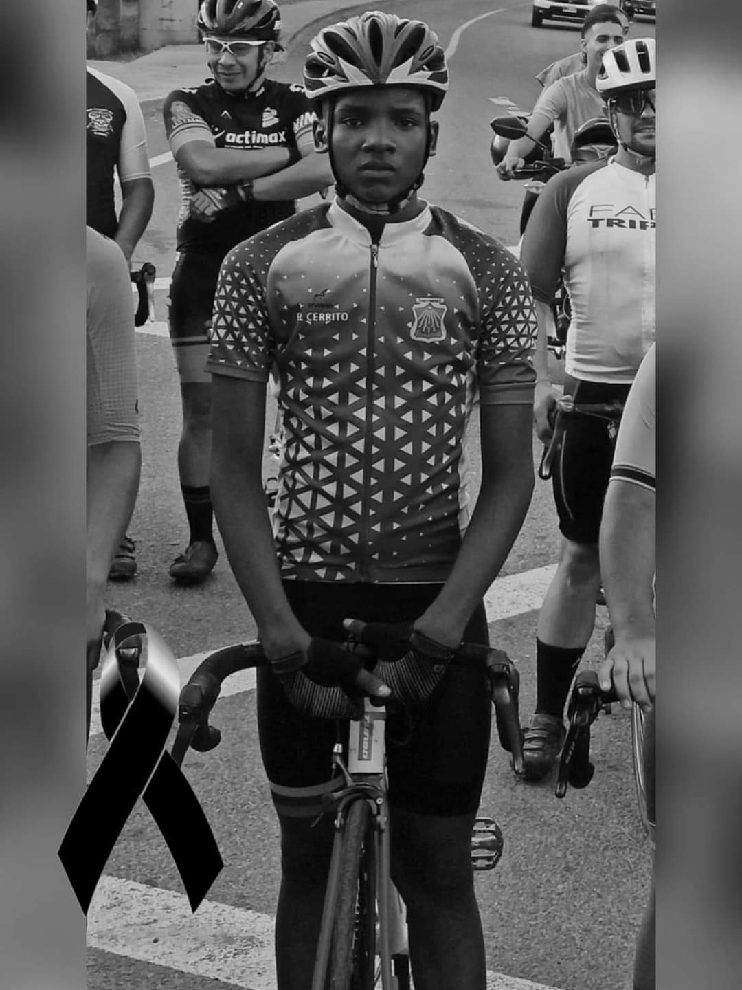 Conmoción por la muerte de ciclista menor de edad