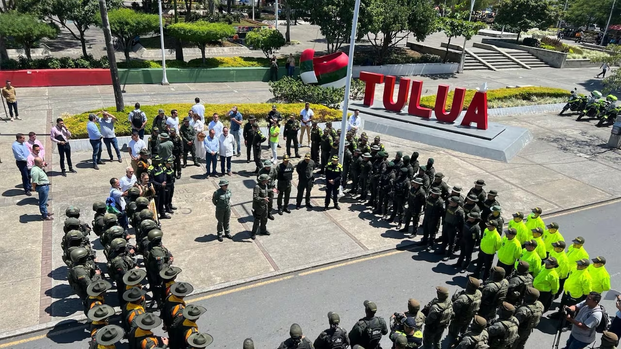 Diálogos entre el gobierno y la organización “La inmaculada”