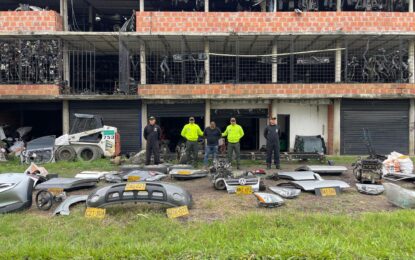 Policía Nacional logró desmantelar un complejo de autopartes ilegal en Villa Rica, Cauca.