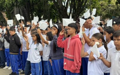 Una plegaria al cielo por la libertad de Liam José