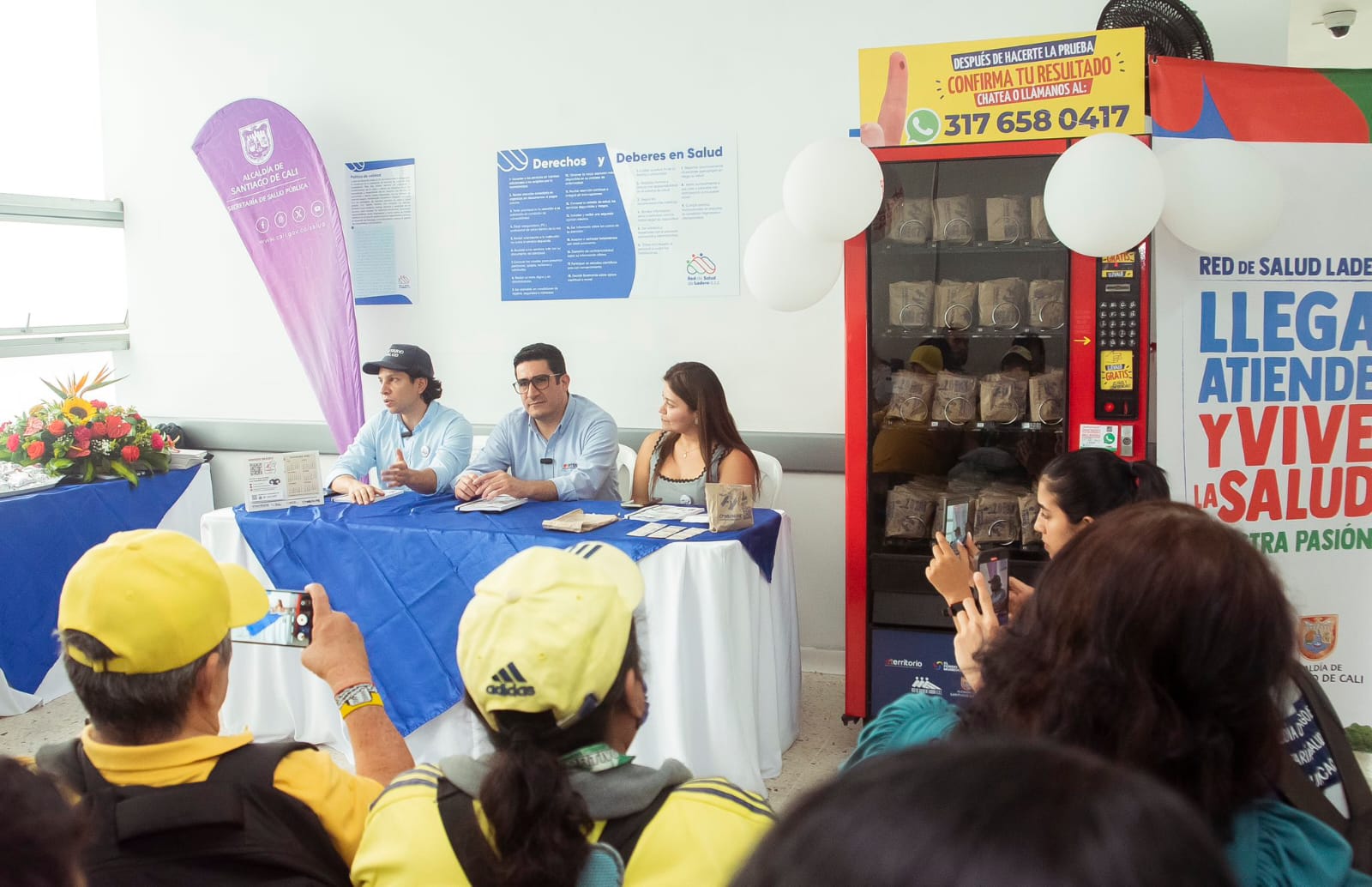 Cali instala la primera máquina dispensadora de autotest de VIH en Colombia