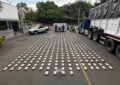 Millonaria incautación de cocaína en carretera del Valle: 548 kilos ocultos en tractocamión