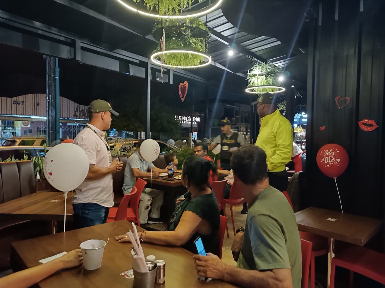 Refuerzan la seguridad en Cali por la celebración del Día de Amor y Amistad
