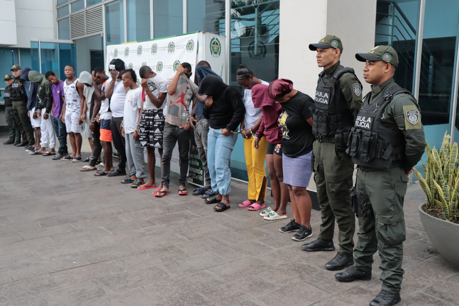 Caen “Los Chacales”, banda de extorsionistas que azotaba el oriente de Cali