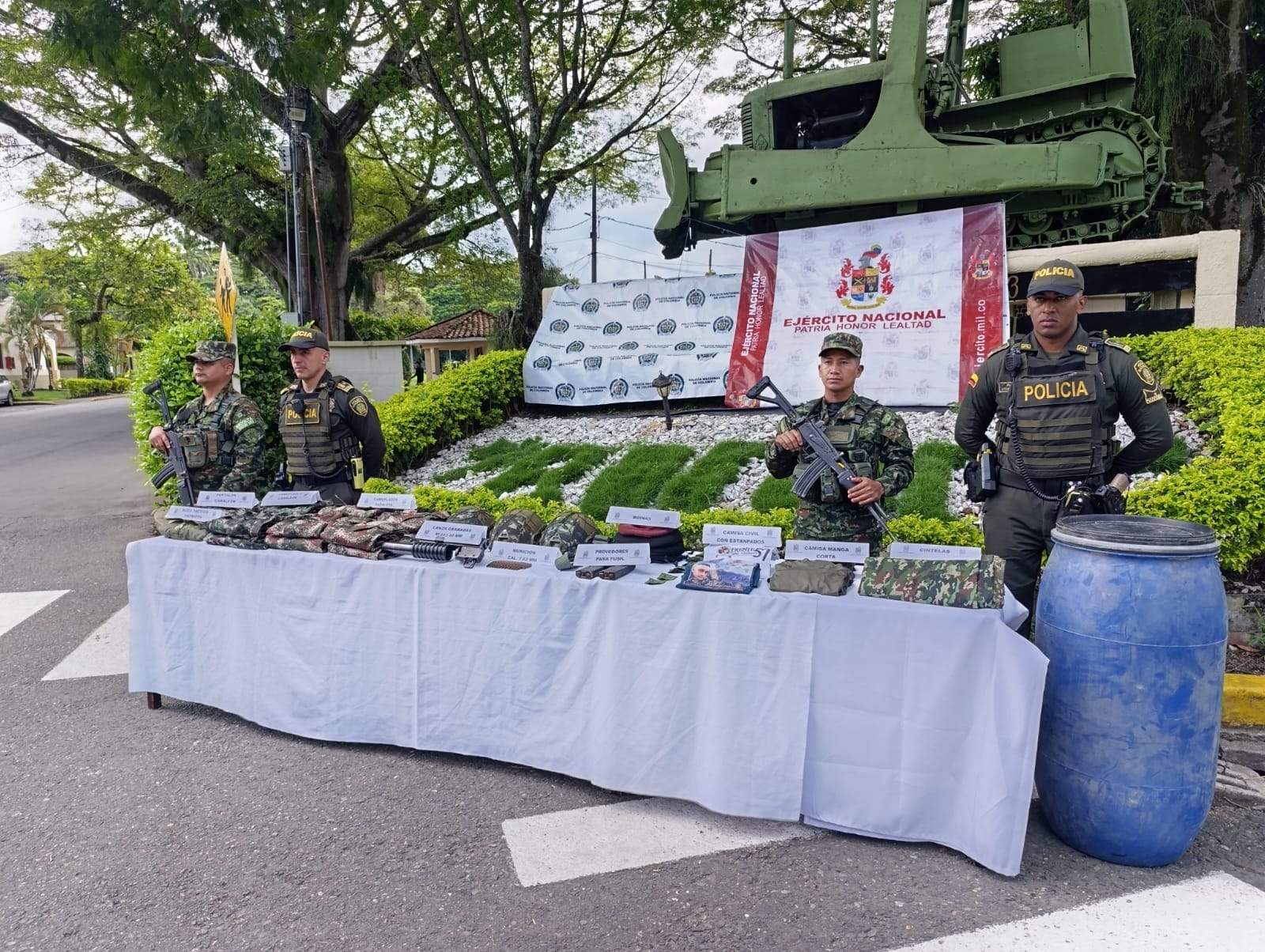 Ejército halló depósito ilegal del Frente 57 en zona rural de Florida sur del Valle