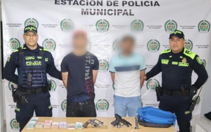 Policía frustra asalto a banco en Villa Colombia y captura a dos extranjeros armados en Cali