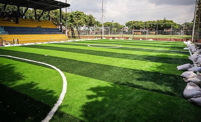 Tres canchas sintéticas del suroriente de Cali estrenan nueva vida