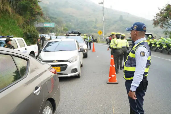 Cali aplicará piloto de ‘pico y placa’ en el kilómetro 18 este lunes festivo