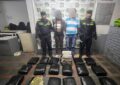 Capturan en Cali a dos personas con 2.480 dosis de marihuana ocultas en un taxi