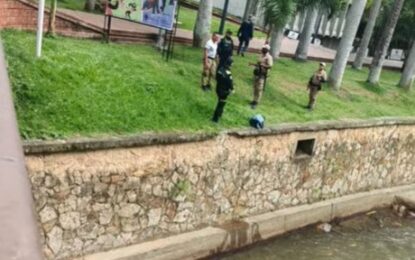 Hallan cabeza humana en maletín junto al río Cali, a pocos metros de la Alcaldía