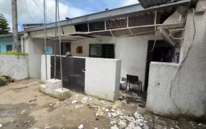 Ataque con drones explosivos contra estación de Policía en El Queremal no dejó heridos, pero sí daños en viviendas