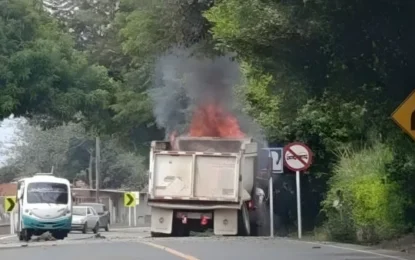 Atentado con volqueta bomba en la vía Villa Rica – Caloto sacude al norte del Cauca