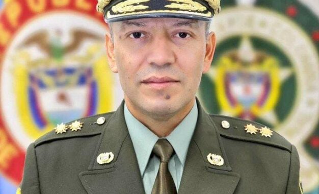 Herbert Luguiy Benavidez Valderrama asume como nuevo comandante de la Policía Metropolitana de Cali