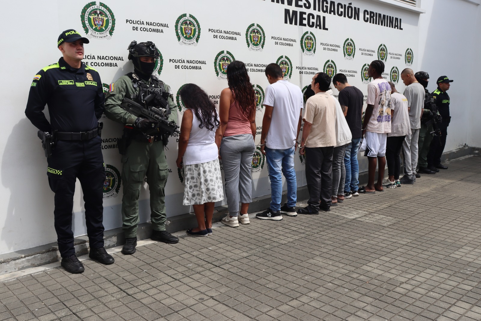 Cayó ‘Luz Dary’, abuela señalada de liderar red de microtráfico en el oriente de Cali