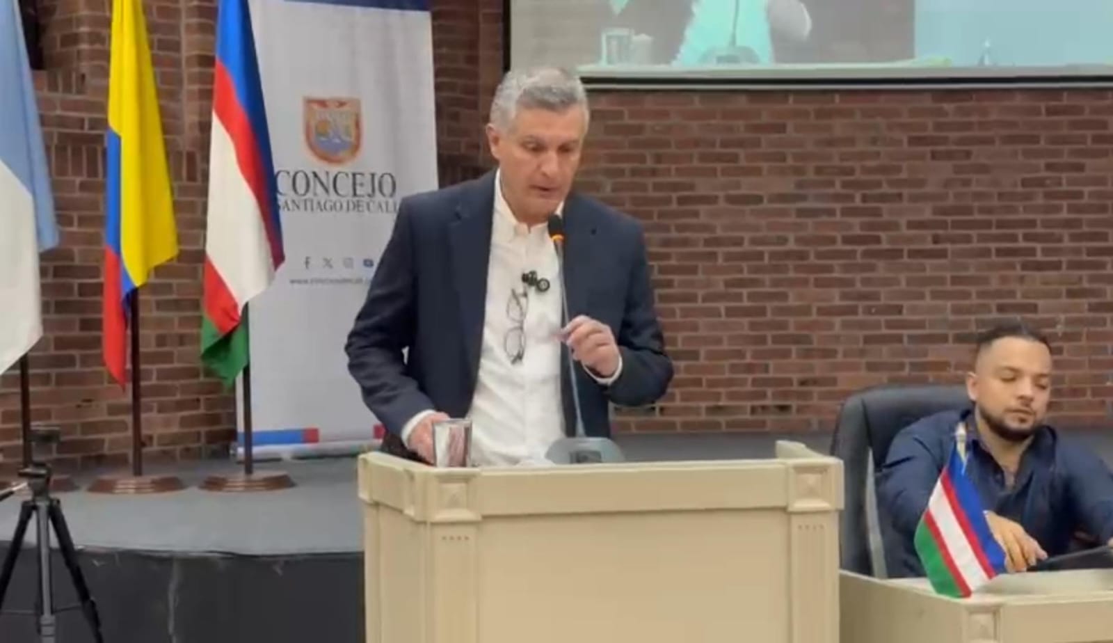 Secretario de Movilidad de Cali denuncia amenazas tras operativos contra motociclistas