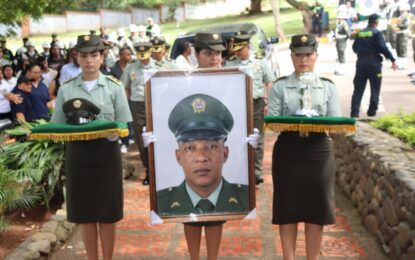 Cali despide al patrullero José Fernando Erazo, asesinado en procedimiento policial en El Vergel